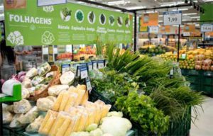 Rede de supermercados transforma lixo orgânico em “efluente” para reduzir custos e CO2