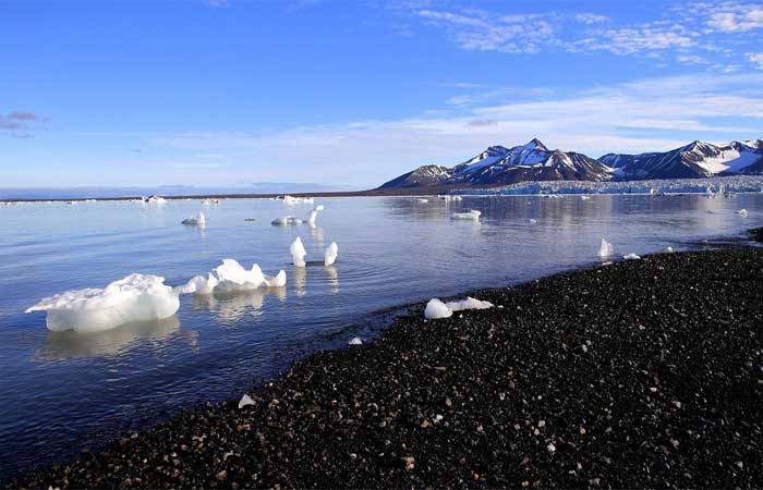 O derretimento do gelo polar tem deformado a crosta terrestre, aponta estudo