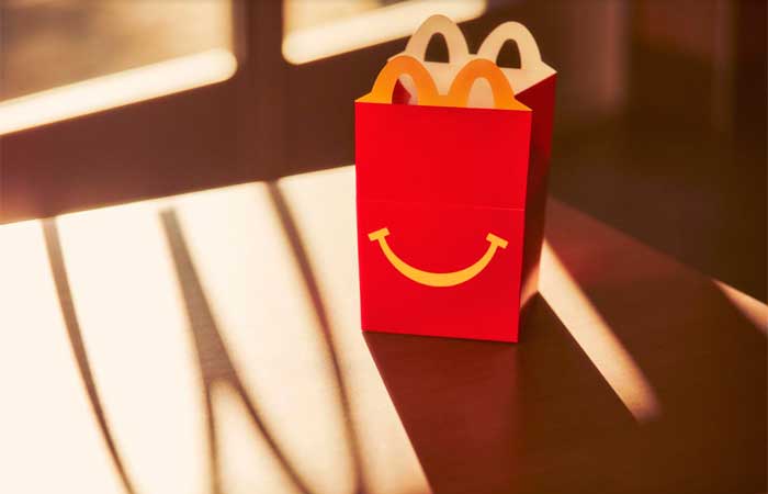 McDonald’s anuncia que, até 2025, completará a transição para brinquedos 100% sustentáveis