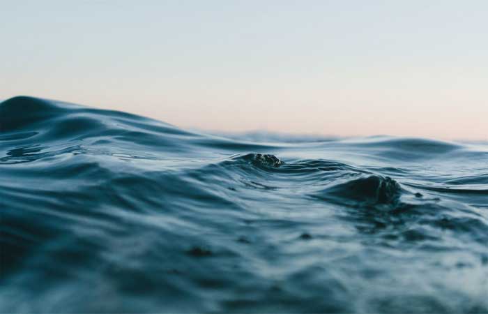 A água do mar fica mais ou menos salgada com o passar do tempo?