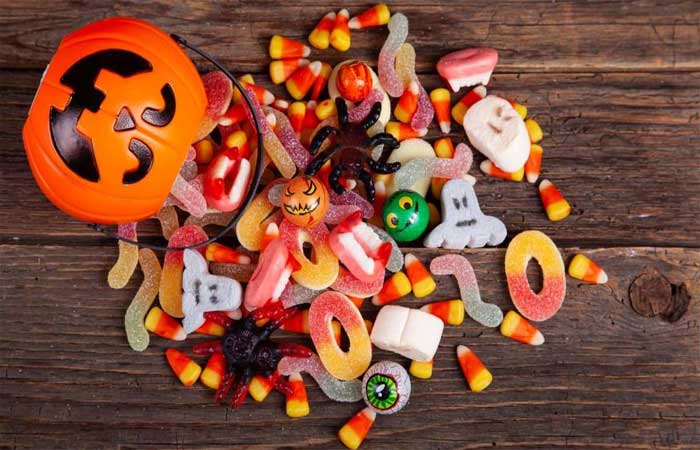 No Halloween, especialistas ensinam sobre consumo saudável de doces pelas crianças