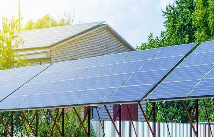 Light anuncia projeto de energia solar para regiões de baixa renda