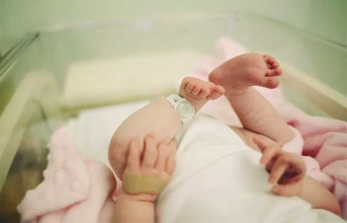 Aquecimento global aumenta partos precoces e causa danos à saúde dos bebês