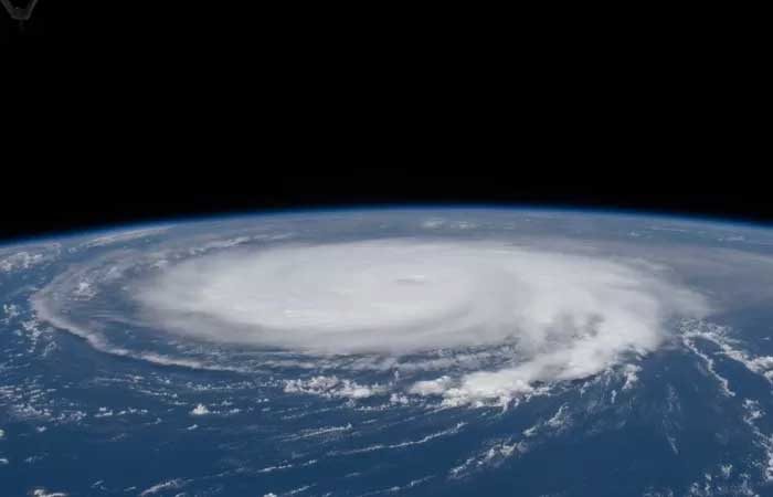Mudanças climáticas trarão furacões para áreas mais povoadas, indica estudo