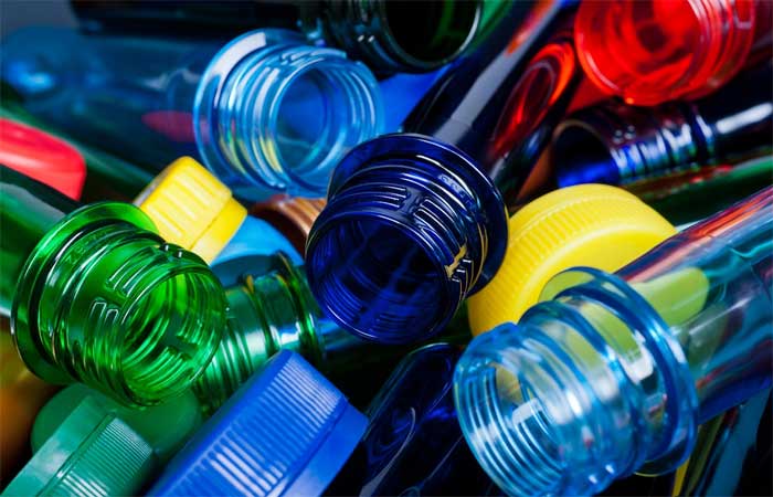 Cientistas brasileiros criam plástico biodegradável e comestível
