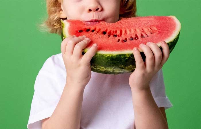 Como introduzir a alimentação saudável em crianças acima do peso
