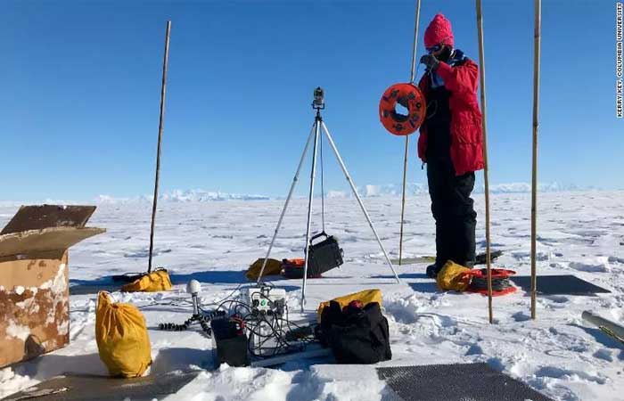 Pela 1ª vez, enorme quantidade de água é encontrada debaixo do gelo da Antártida