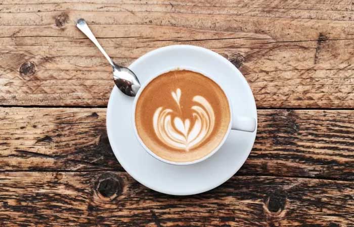 Cúrcuma ou maca são alternativas mais saudáveis ao café sem cafeína?