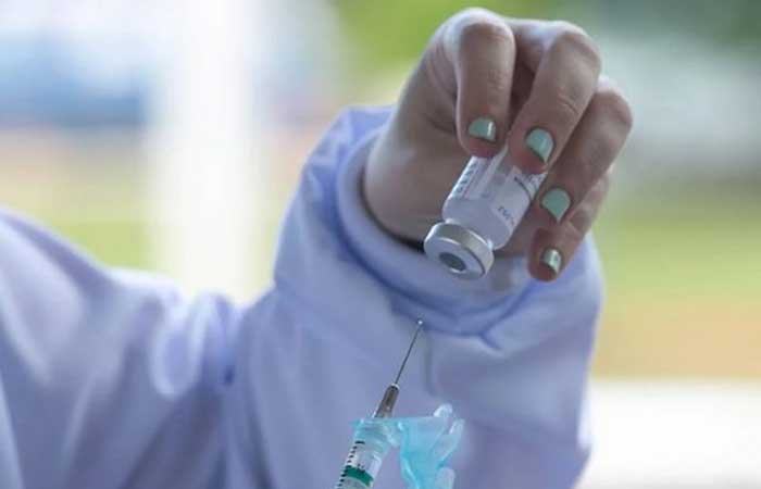 Ministério da Saúde recomenda quarta dose da vacina contra a Covid para pessoas acima de 50 anos