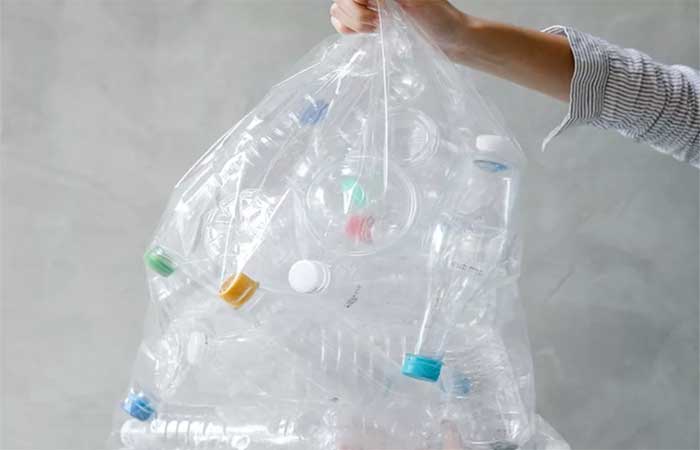 Especialistas dão dicas para evitar e reduzir o consumo de plástico em casa