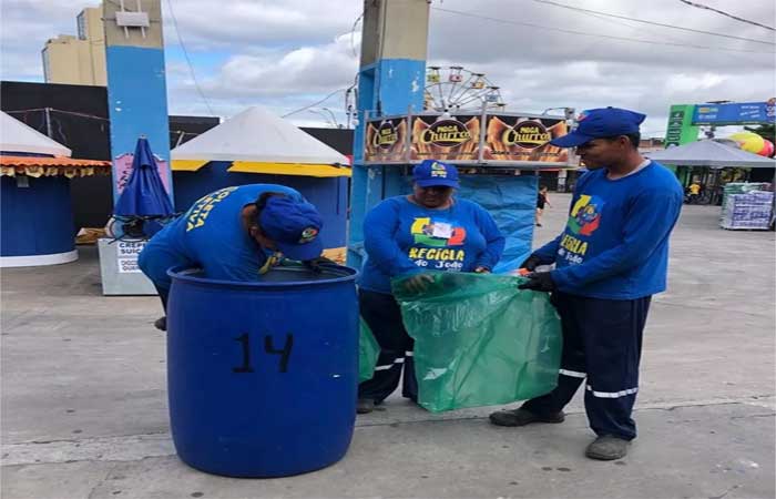 Entenda sistema que garantiu reciclagem de 44 toneladas de lixo no São João 2022 de Campina Grande