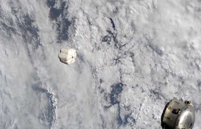Nanoracks testa “saco de lixo” para descarte de resíduos a partir da ISS