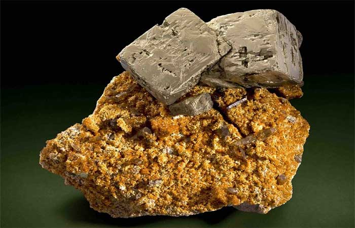 4.000 novos minerais revelam estreita relação das rochas com a vida