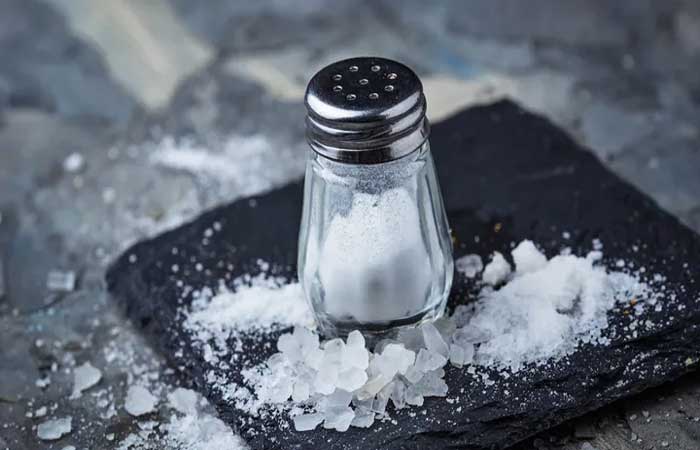 Reduzir 1 grama de sal por dia ajuda a evitar mortes por infarto e AVC