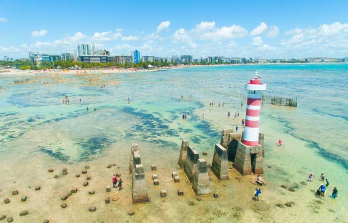 Maceió vai investir R$ 200 milhões para eliminar poluição das praias e potencializar o turismo