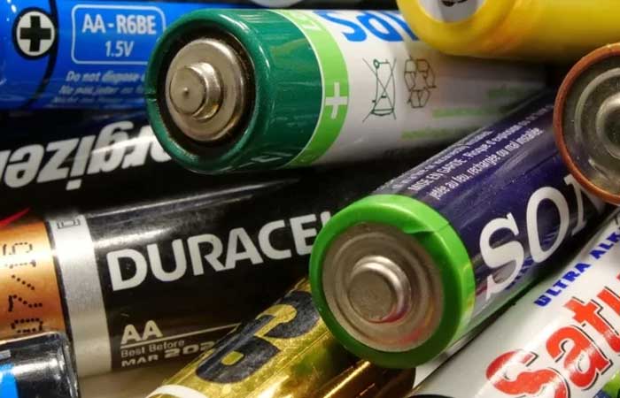 Saiba como descartar corretamente pilhas e baterias usadas