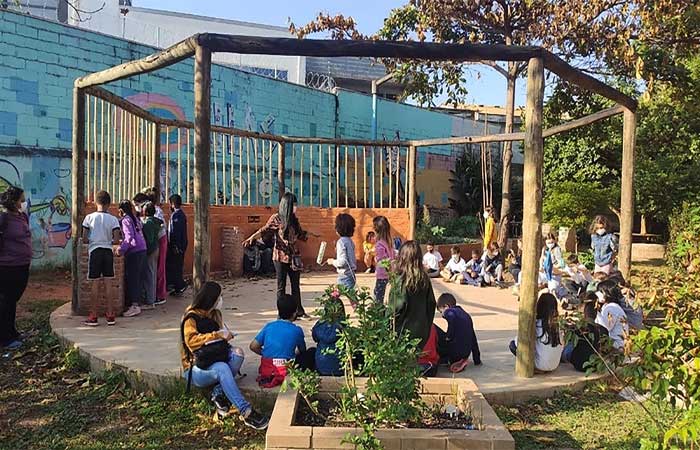 Projeto Sementes quer levar hortas agroecológicas para escolas do Brasil
