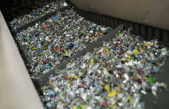 Com desafios de reduzir impacto, Unilever adota tampas feitas de plástico pós-consumo para impulsionar reciclagem