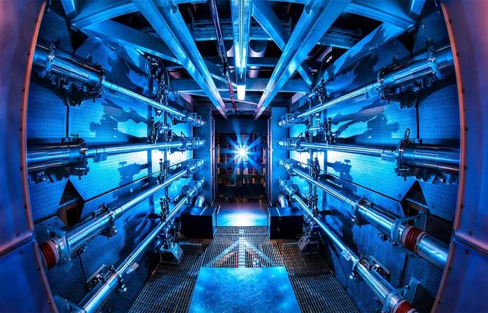 Cientistas dos EUA atingem ignição por fusão nuclear pela 1ª vez