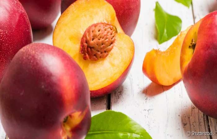 Nectarina é uma fruta cheia de benefícios! Conheça 6 deles