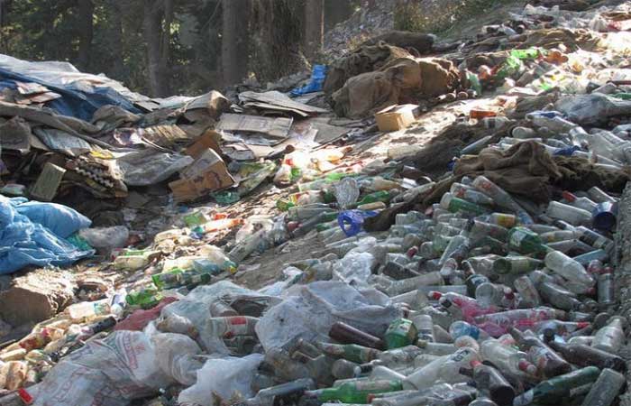 Superconsumo induzidos transformaram o planeta Terra em um depósito de lixo gigante