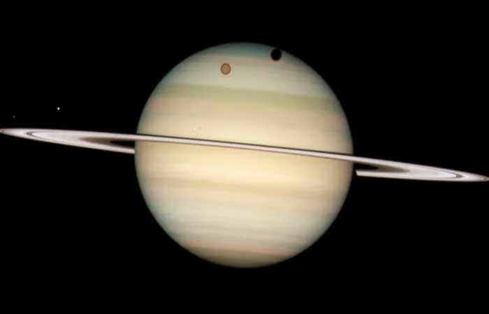 Saturno se torna planeta com mais luas no Sistema Solar