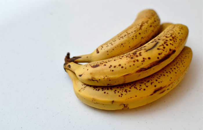 Pesquisadores criam bioplástico que degrada tão rápido quanto uma casca de banana