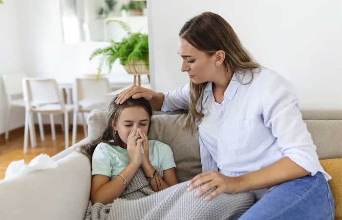 Os 5 sinais de alerta que você não deve ignorar quando a criança estiver tossindo