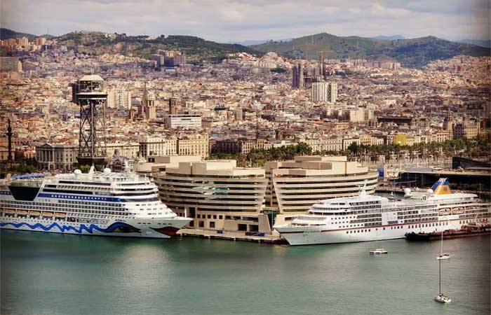 Barcelona proíbe navios de cruzeiro no centro da cidade; saiba o que muda para os turistas