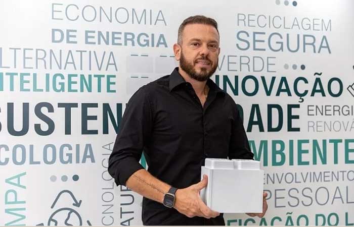 A estratégia de Bruno Abramo, da Fuplastic, para vender casas feitas de plástico reciclado