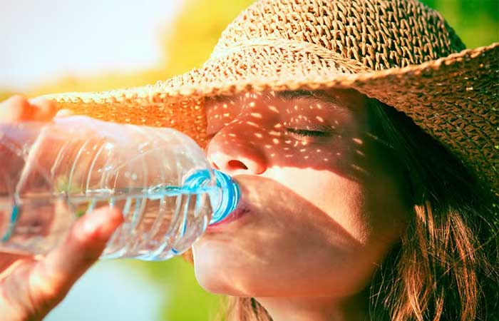 Como se manter hidratado no verão? Nutricionista ensina