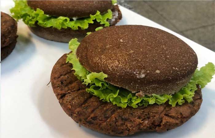 Instituto desenvolve hambúrguer vegano inovador com banana verde em Mato Grosso do Sul