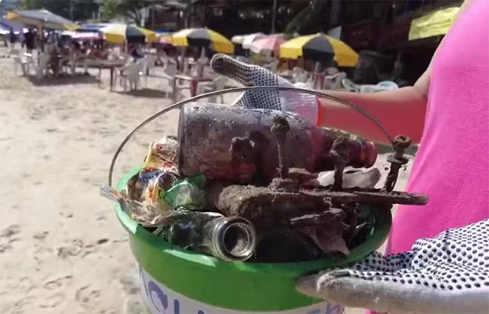 Dia mundial de limpeza de praias, lagoas e rios reúne voluntários no Rio, em Niterói e na Região dos Lagos