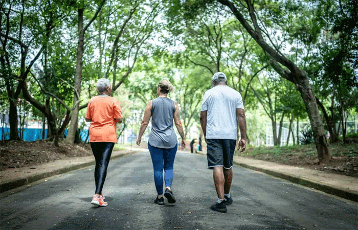 5 maneiras de tornar sua caminhada diária ainda mais benéfica