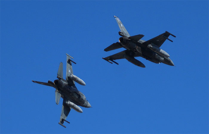 Por que aumento de gastos militares ameaça o clima?