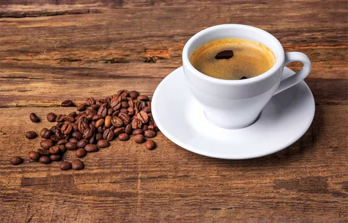 3 simples adições ao café que podem melhorar o trato intestinal e ganhar energia; entenda