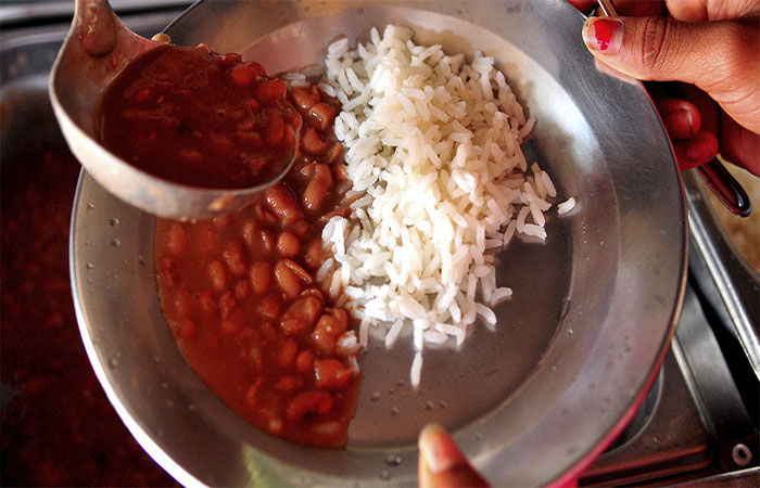 Consumo de ultraprocessados só irá cair com enfrentamento das grandes indústrias