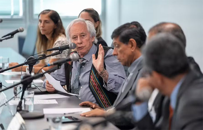 Com nova lei de licenciamento ambiental, cidades vão disputar qual libera obra mais rápido, alerta Carlos Minc