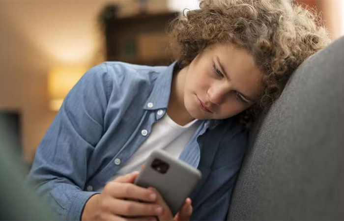 De ‘nativos digitais’ para ‘enfrentar o tédio’: como a geração Z luta contra as redes sociais