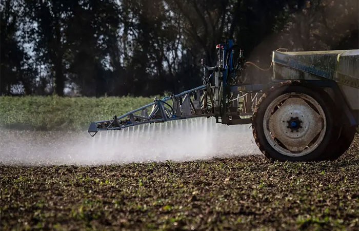 Por que estudo citado por 25 anos para defender agrotóxico mais usado no Brasil foi invalidado