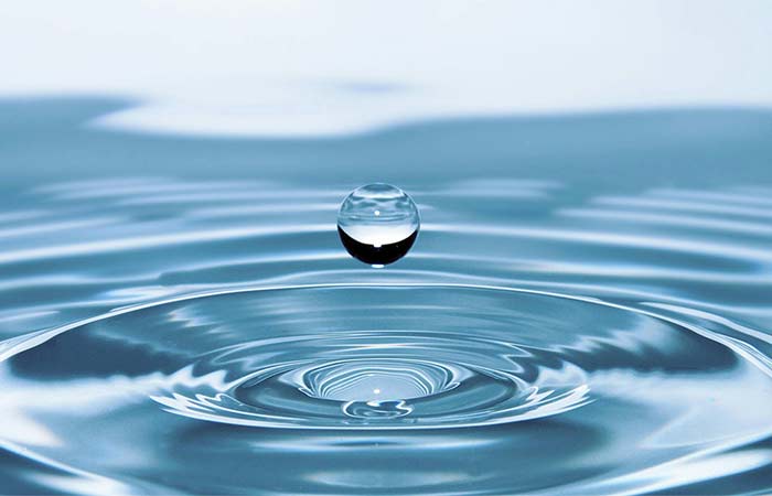 Novo modo de observar “dentro” da estrutura microscópica da água é descoberto por cientistas