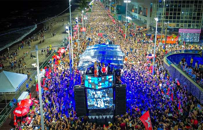 O trio elétrico pode ser neutro em carbono? Carnaval de Salvador testa desfile descarbonizado com BaianaSystem