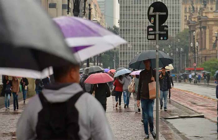 Prepare a blusa! Ar polar derruba temperaturas e traz chuva para regiões do Brasil