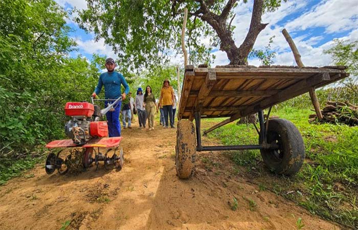 Comunidade vira modelo agropecuário no semiárido