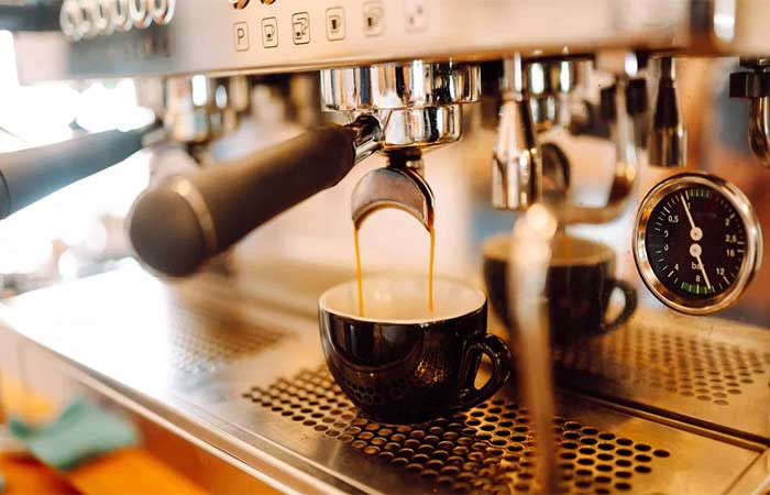 Por que o café tem gosto amargo? Estudo explica mecanismo