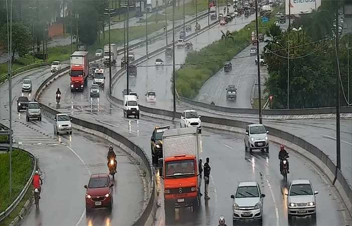 Inmet emite alerta de chuvas intensas para todas as cidades da Paraíba