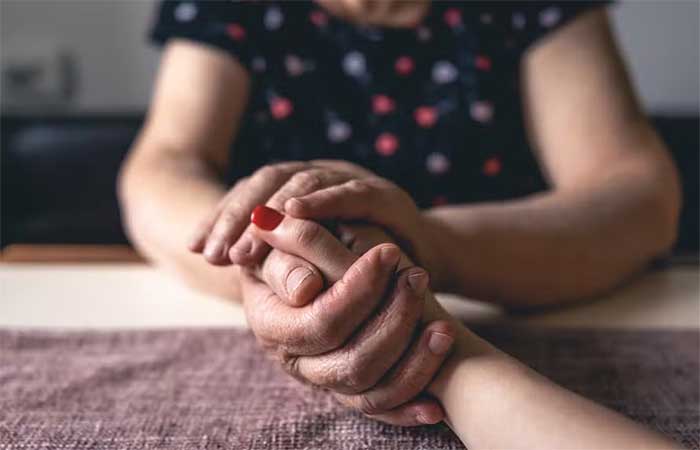 Suicídio aumenta entre adolescentes e jovens nas Américas, diz a OMS