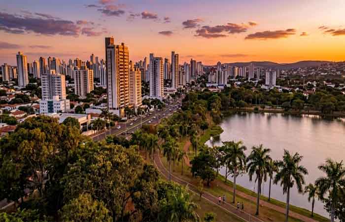 Excelência em planejamento e bem-estar: capital que lidera o ranking mundial de arborização urbana inspira o turismo de qualidade