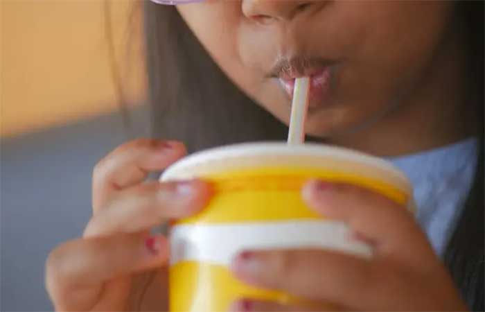 Açúcar na primeira infância pode deixar marcas no cérebro e elevar risco de ansiedade na vida adulta