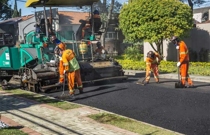 Reciclagem de asfalto: a tecnologia que acelera obras urbanas sem travar o trânsito